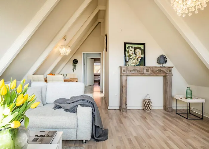 Op De Westerwarft 5 *